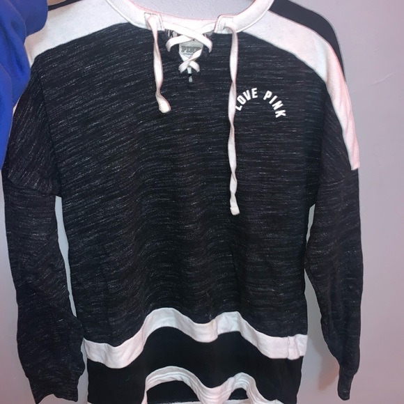 Pink sweatshirt - Picture 1 of 3